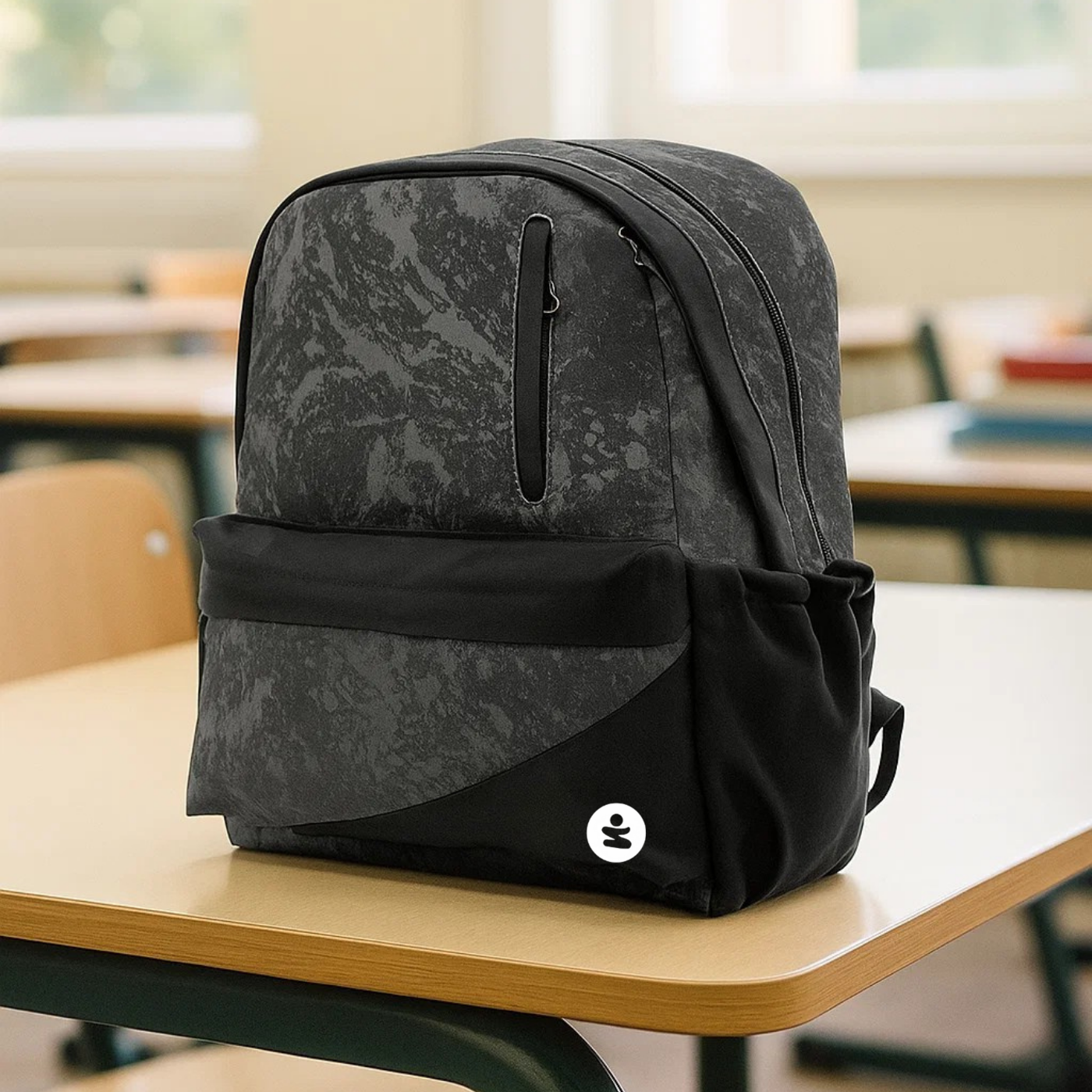 Zaino Pro 2 Scomparti Marble Nero BeSmart 43x32x19 cm | Zaino scuola capiente per cartolerie